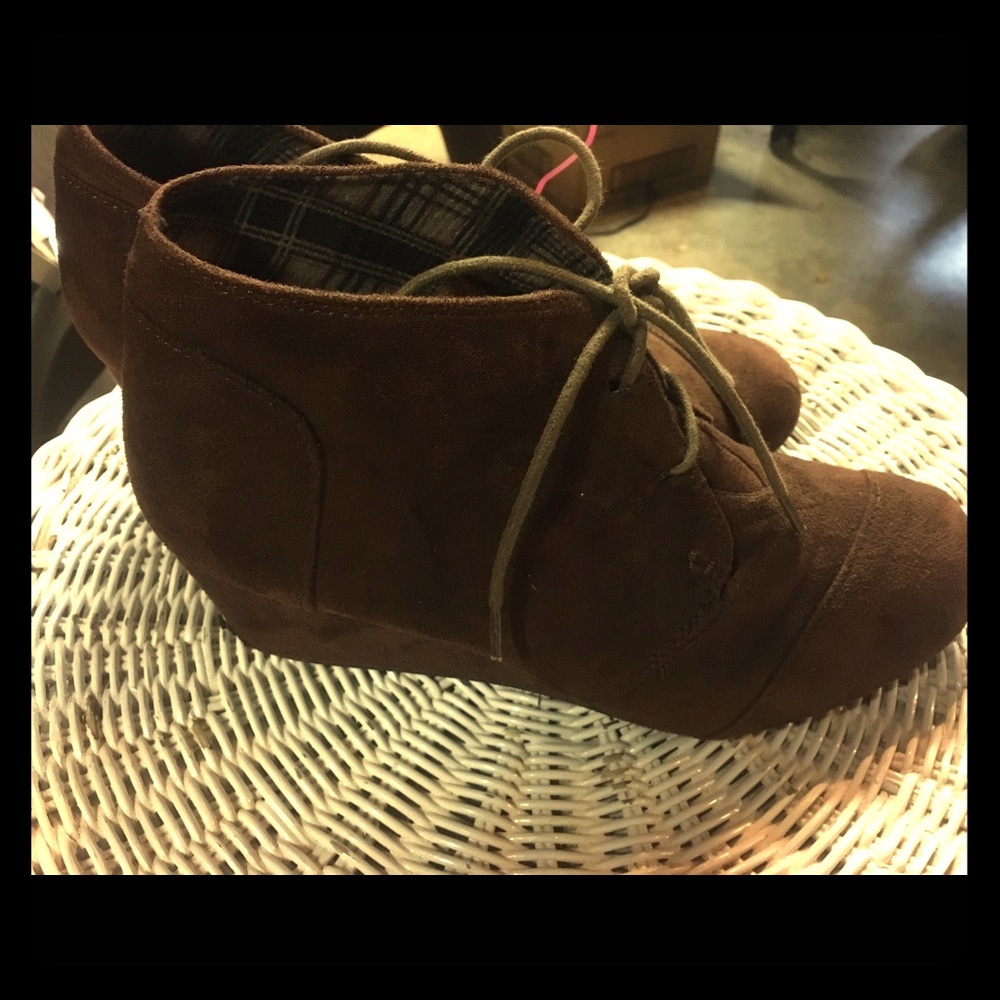 Brown ankle booties-Size 10